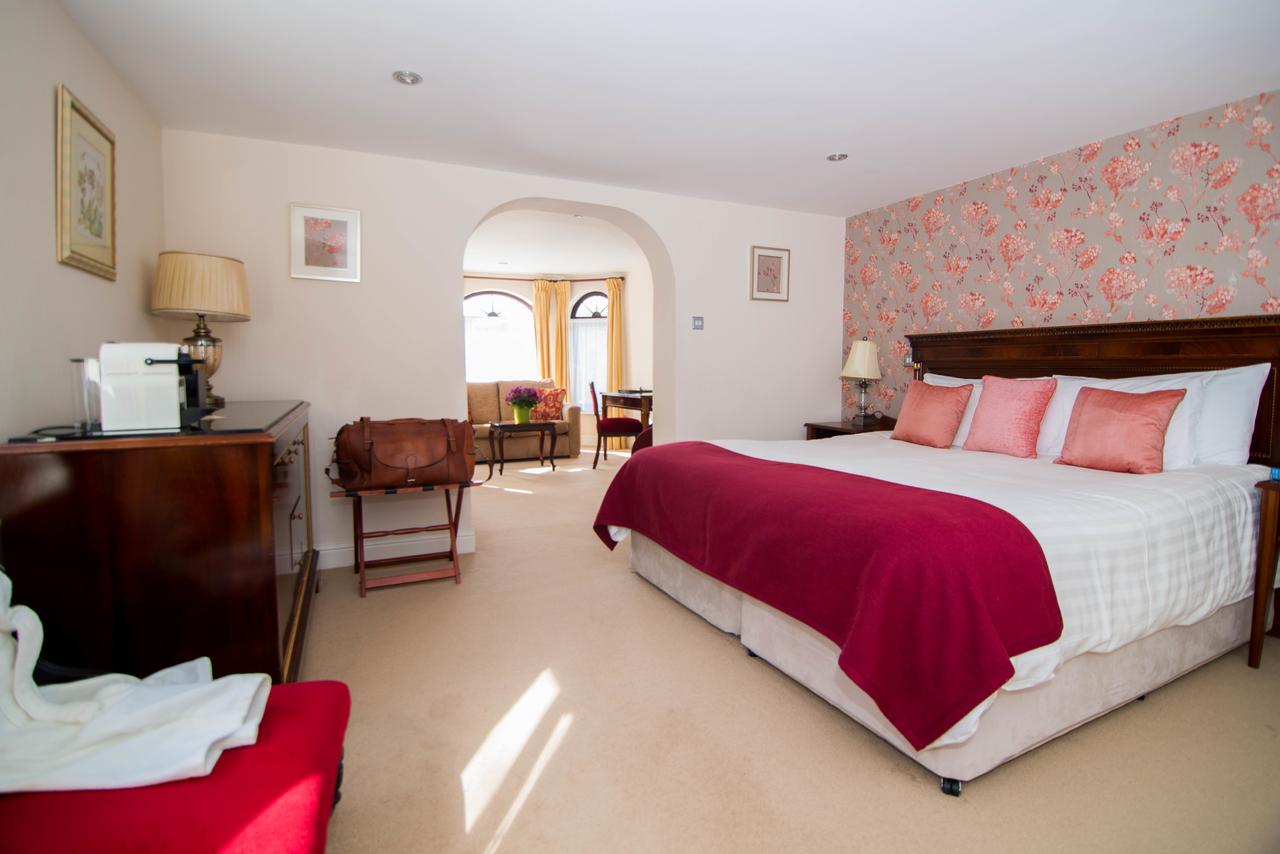 Hazelwood Lodge