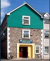 An Stór Midleton Hostel