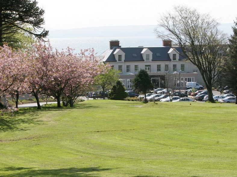 Redcastle Hotel