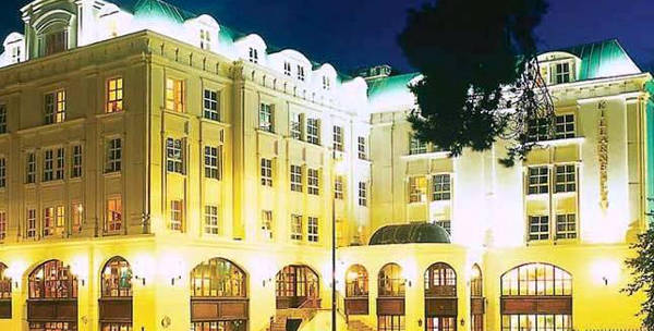 Killarney Plaza Hotel & Spa