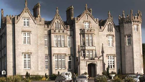 Kinnitty Castle