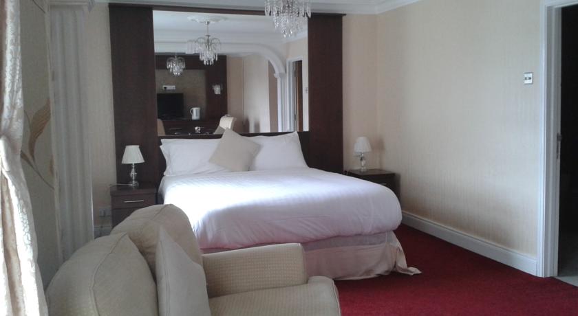 The Fir Trees Hotel, Tyrone