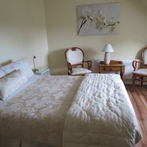 Rosewood B&B,
