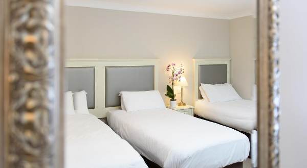 Dooleys Hotel, Waterford City