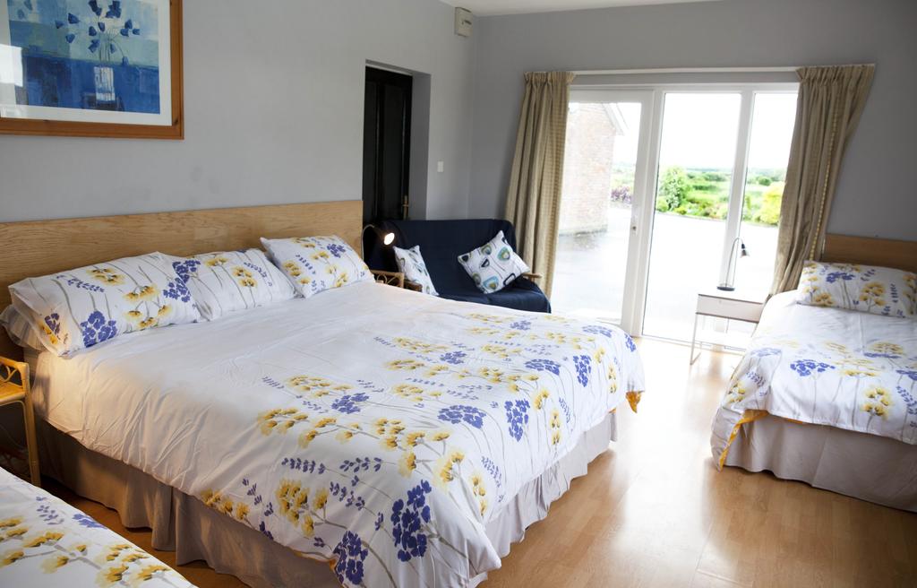 Inny Bay Bed And Breakfast Annagh Athlone